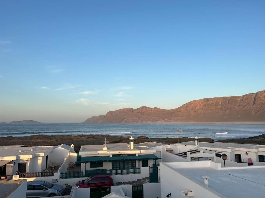 Famara, Apto. En Zona Tranquila A 200M Del Mar. Exterior foto