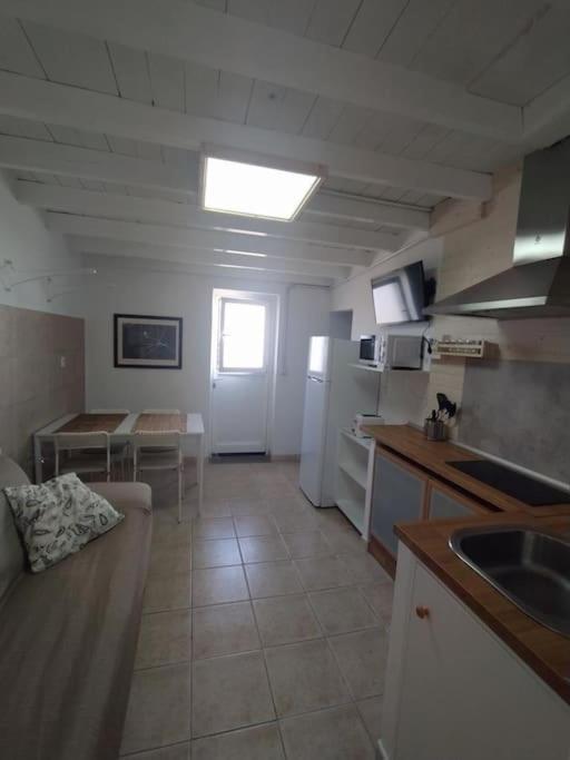 Famara, Apto. En Zona Tranquila A 200M Del Mar. Exterior foto