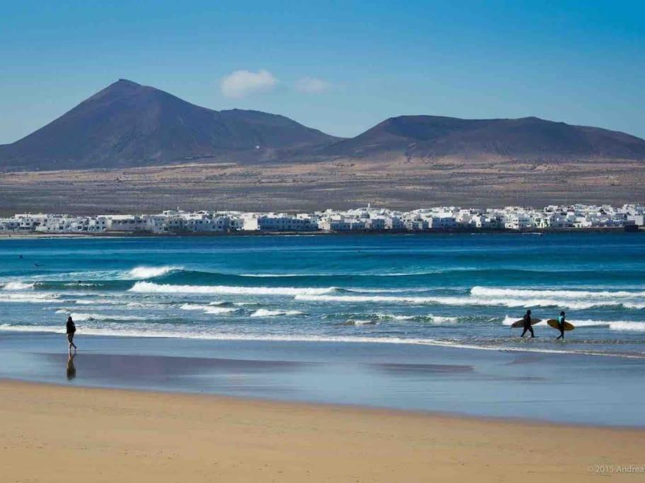 Famara, Apto. En Zona Tranquila A 200M Del Mar. Exterior foto